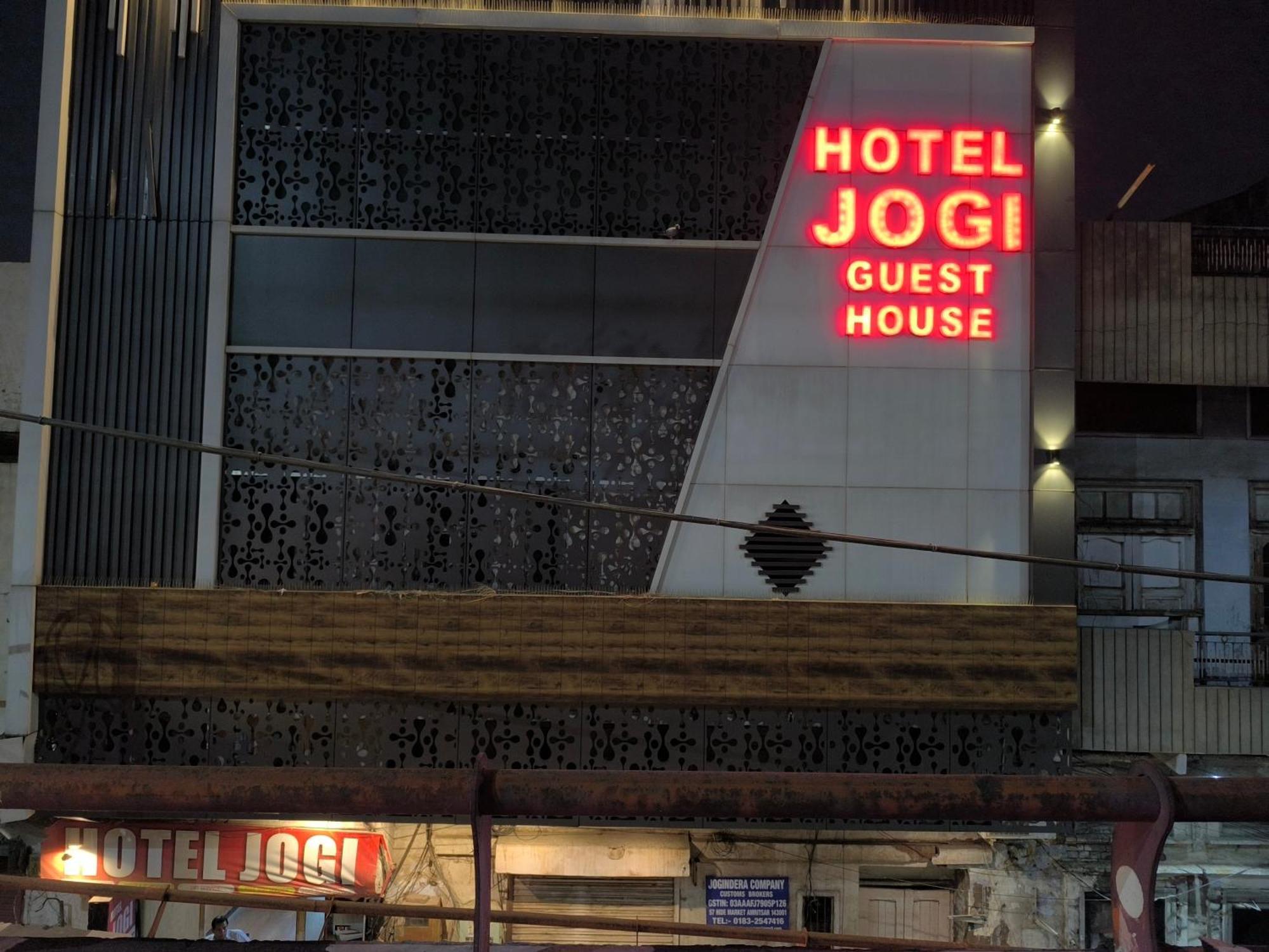 Hotel Jogi Guest House Welcome All Families, Friends, Groups, Couples, Singles Fully Airconditioner, Attach Washrooms, Lift, Wifi, 24 Hours Room Service, Power Backup Амрітсар Екстер'єр фото